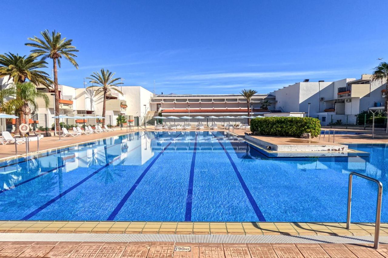 Stunning Lovely Flat With Pool And Strong Wi-Fi, 31 アロナ エクステリア 写真