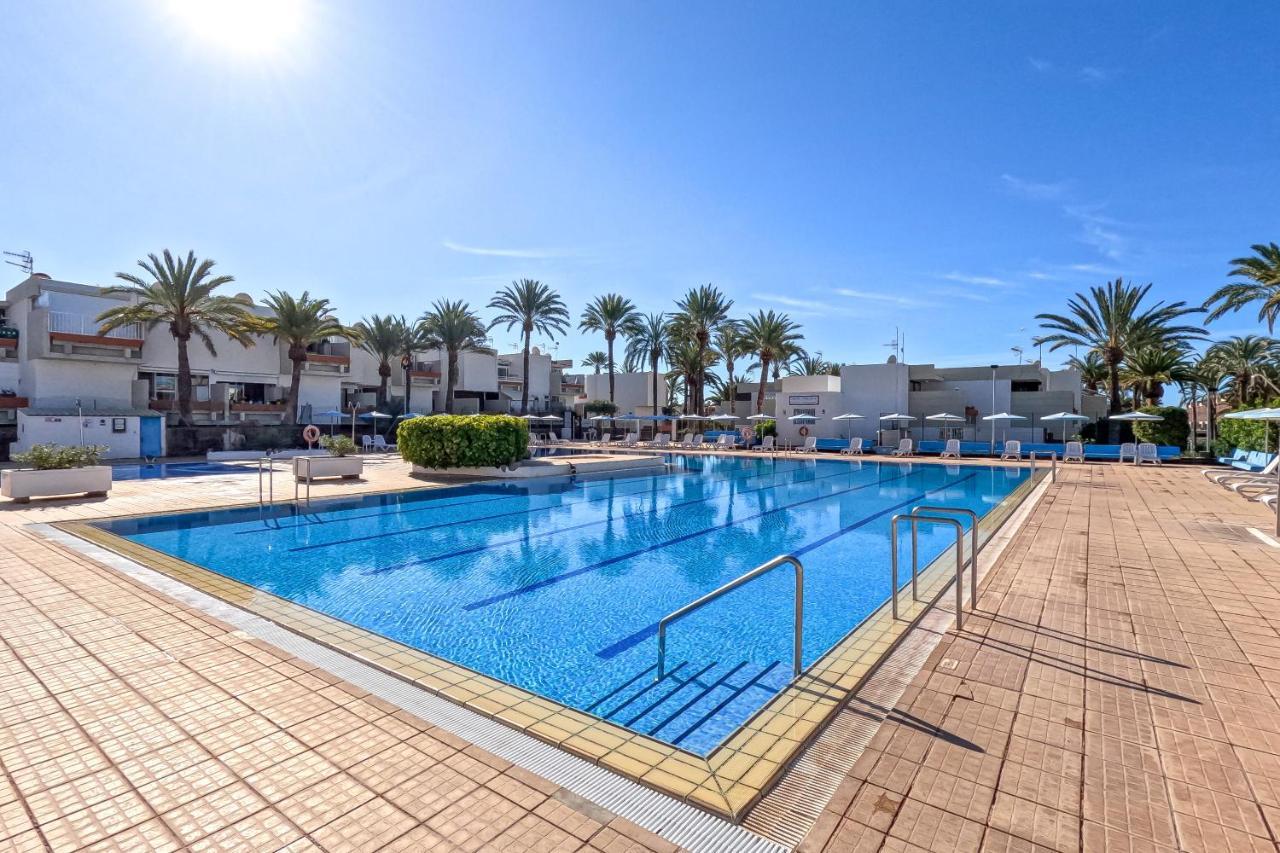 Stunning Lovely Flat With Pool And Strong Wi-Fi, 31 アロナ エクステリア 写真