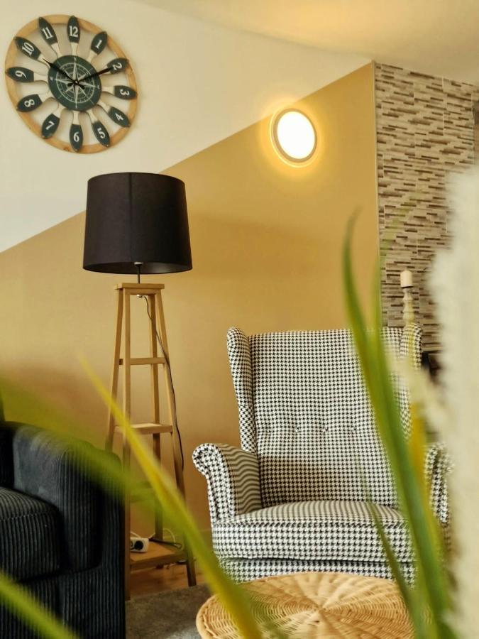 Stunning Lovely Flat With Pool And Strong Wi-Fi, 31 アロナ エクステリア 写真
